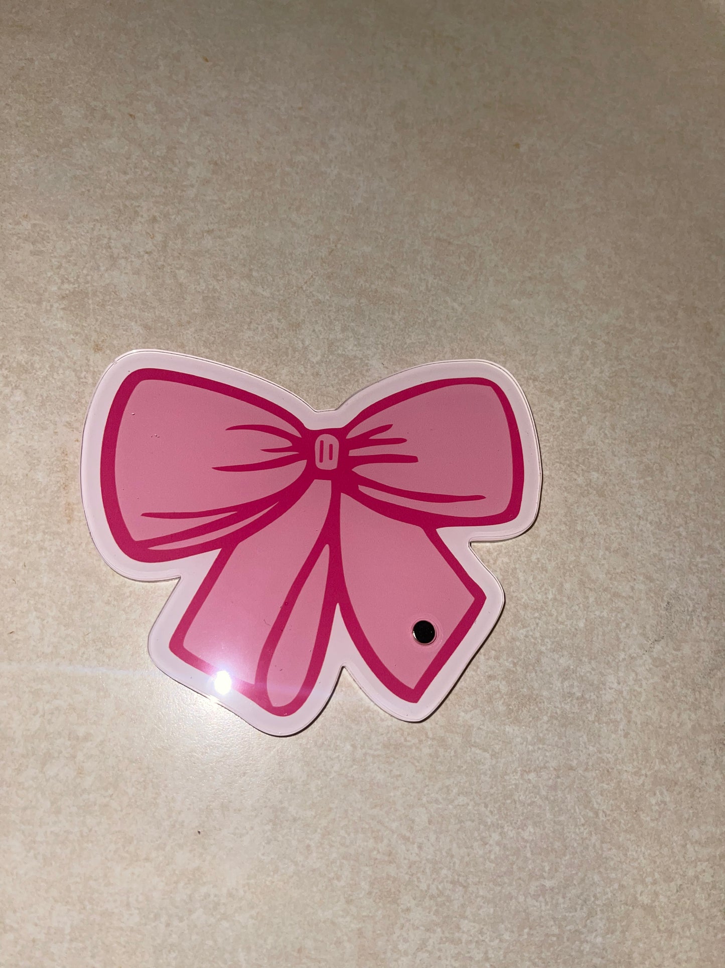 Bow Lash Tile